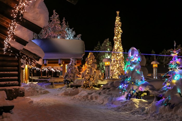 4K Winter Scene in Finland with Christmas Lights