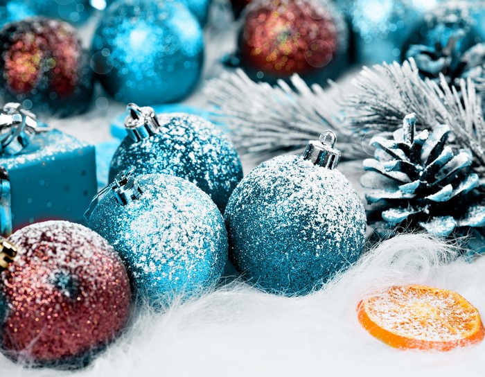 Christmas ornaments with pine cones and dried orange slice