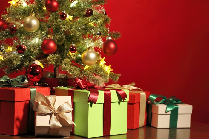 Christmas Tree with Gifts