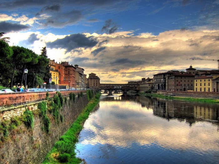 Ponte Vecchio over Arno River in Florence, Italy