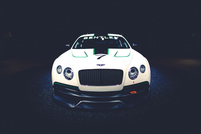 White Bentley Continental GT3 Race Car