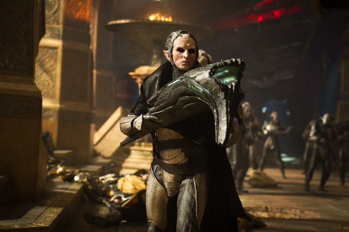 Malekith from Thor: The Dark World holding a Dark Elf artifact