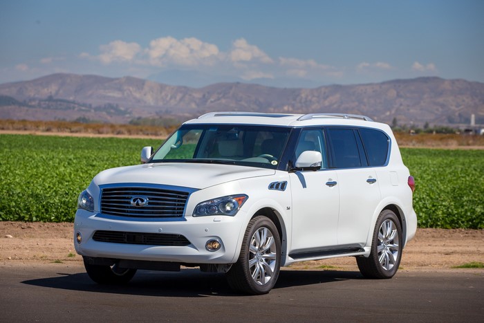 White 2014 Infiniti QX80 SUV