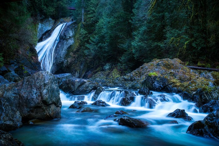 Twin Falls Edgewick Waterfall in Washington