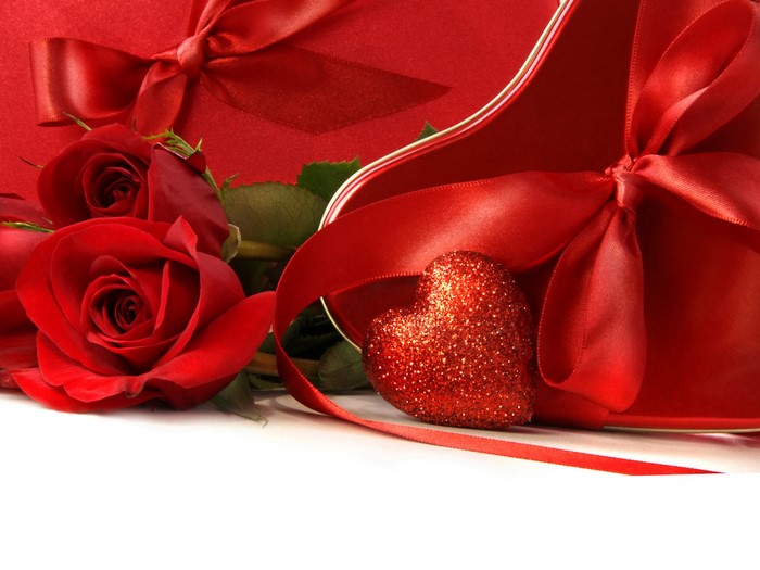 Red Roses and Heart with Gift Boxes