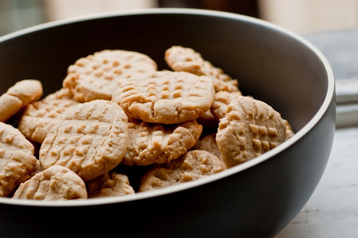 Peanut butter cookies in a bowl