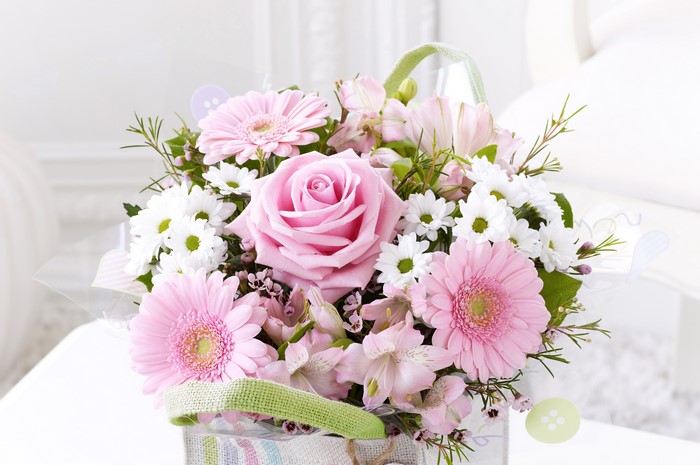 Pink Rose and Gerbera Flower Bouquet