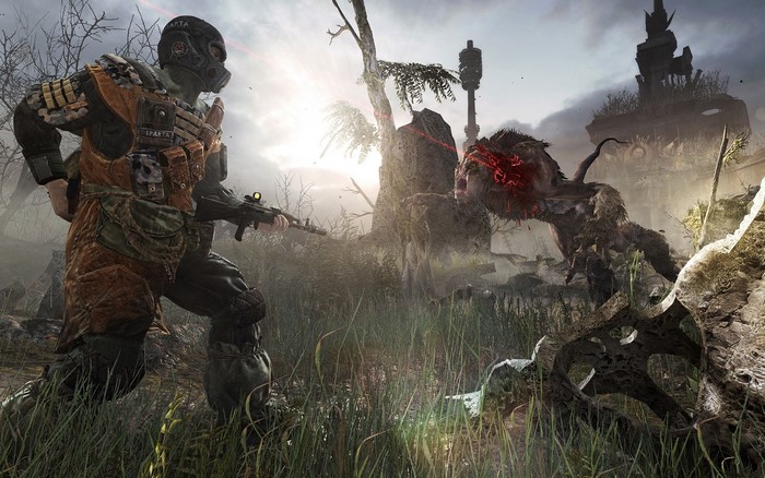 Spartan soldier fighting a monster in Metro: Last Light