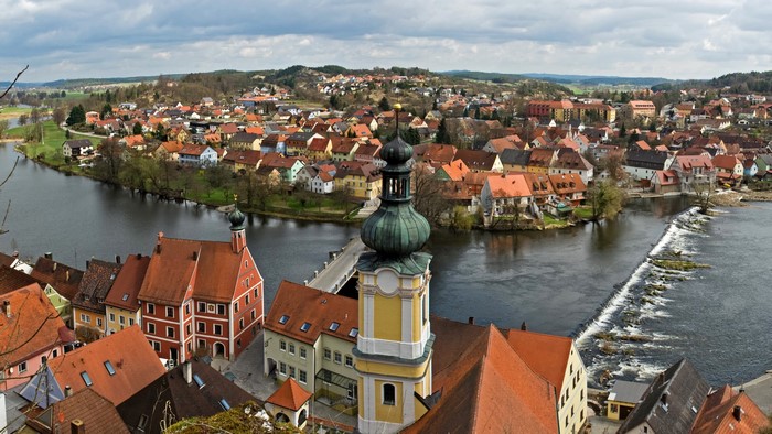 Kallmunz, Germany: River and historic town with church tower
