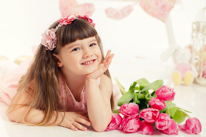 4K Little Girl with Tulips