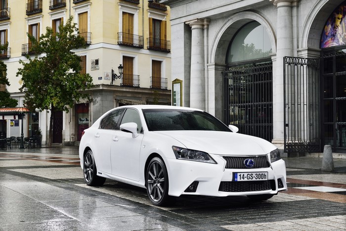 2014 Lexus GS 300h F-sport on a Wet Street