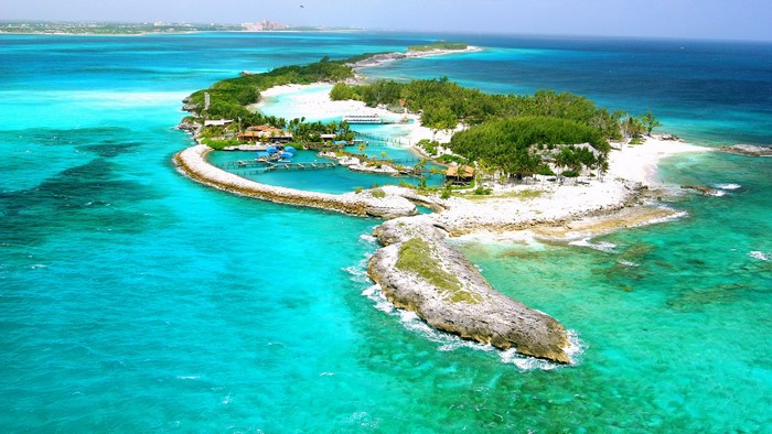Blue Lagoon Island Bahamas Tropical Scenery