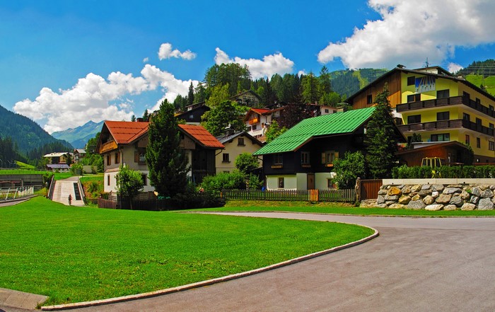 Houses and mountains in St. Anton am Arlberg, Austria