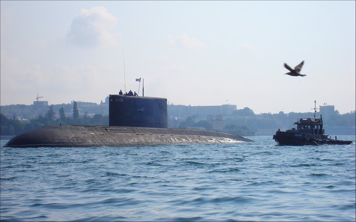 Russian submarine and tugboat in Crimea