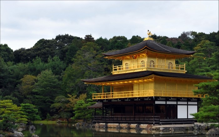 Kinkaku-ji Temple in Kyoto, Japan