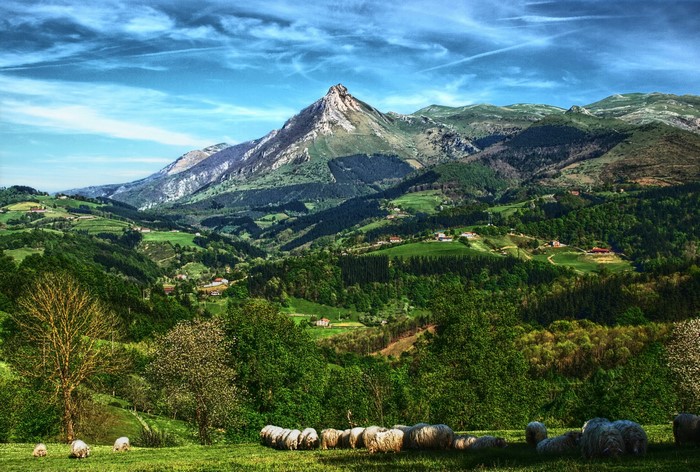 Goierri, Spain: Mountains and Sheep in a Valley