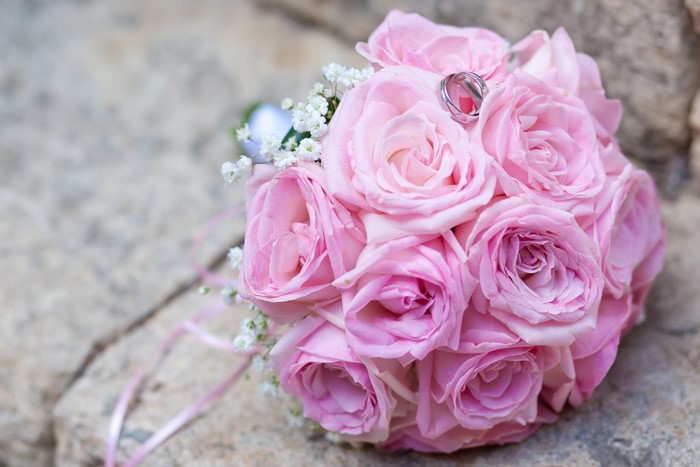 Pink Roses Bouquet with Wedding Ring