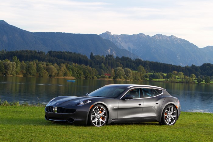 Grey Fisker Karma 201 Surf by a Lake