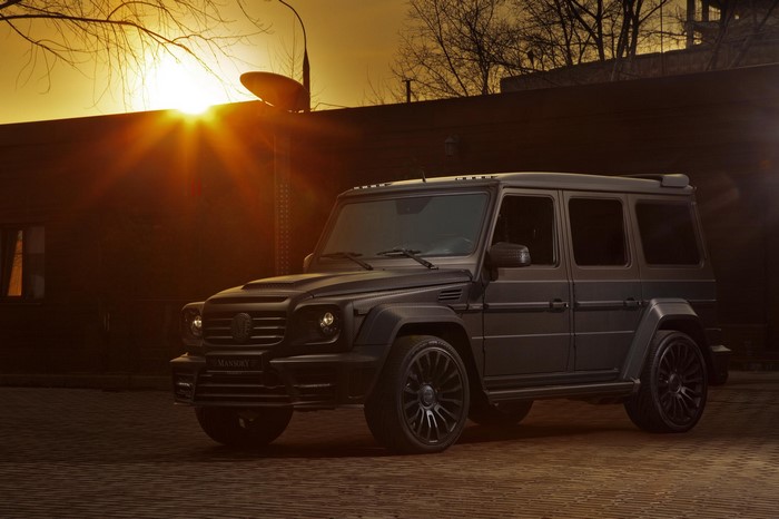 Mansory G63 AMG Mercedes-Benz in Grey