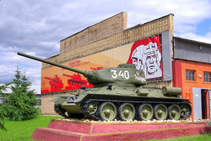 T-34-85 Tank Monument