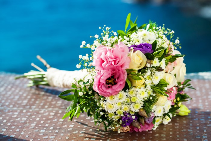 Bouquet of Roses, Eustoma, and Chrysanthemums