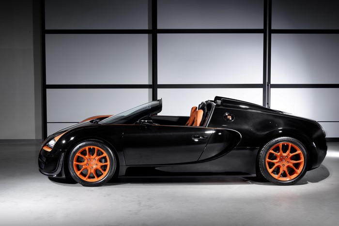 Black 2013 Bugatti Veyron Grand Sport Vitesse
