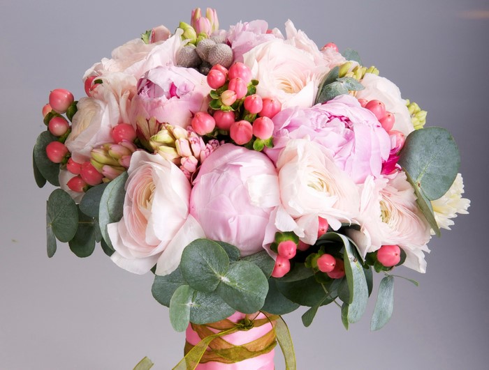 Pink Peonies and Ranunculus Bouquet with Hypericum Berries