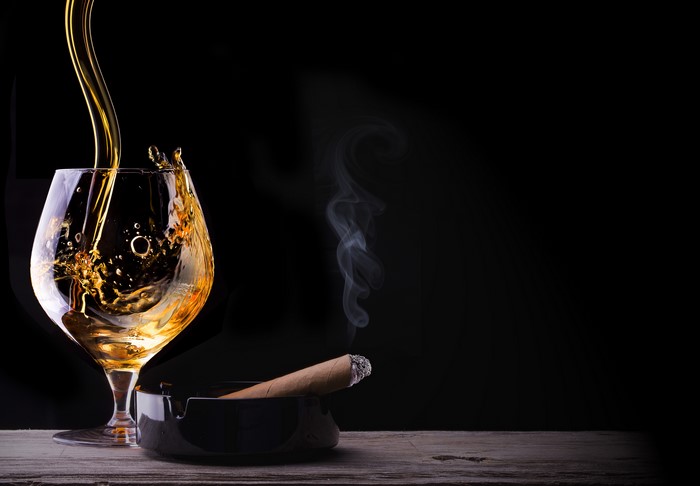 4K Drinks Stemware