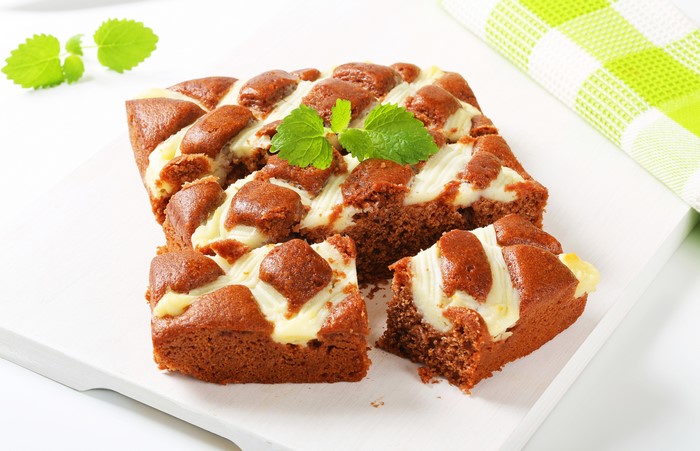 Chocolate cream cheese brownies with mint