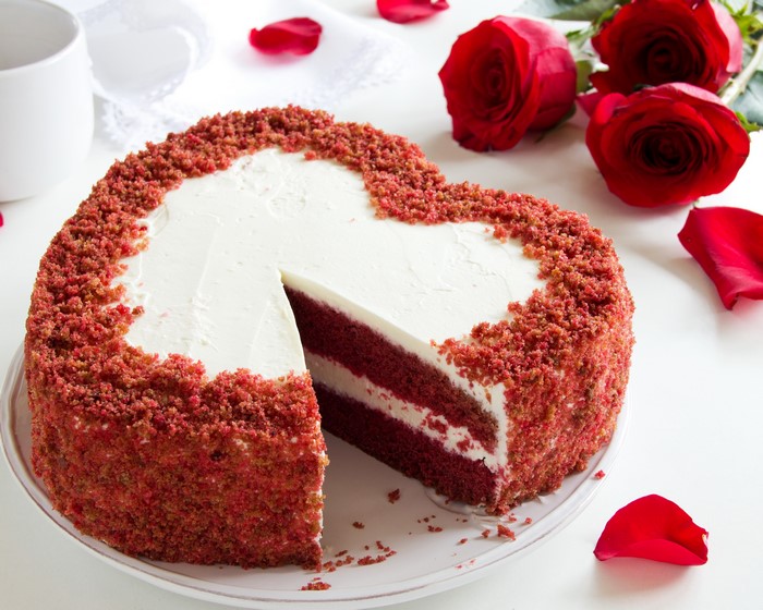 Heart-shaped Red Velvet Cake with Roses