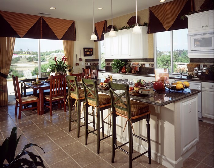 Kitchen with dining area and island