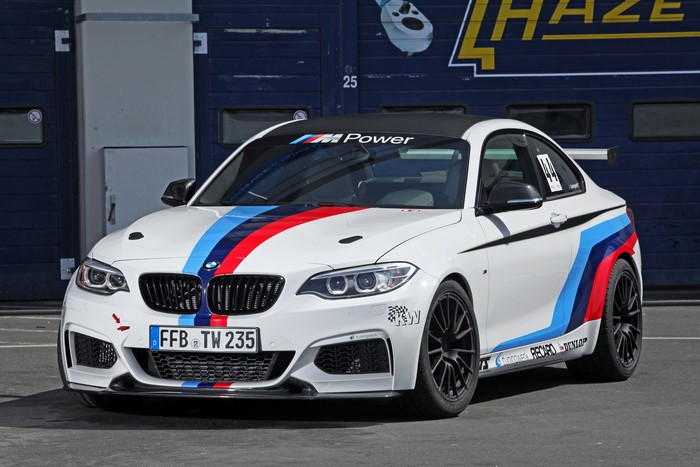 White BMW M235i Tuningwerk with M stripes