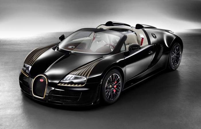 4K 2014 Bugatti Veyron 16.4 Black Bess