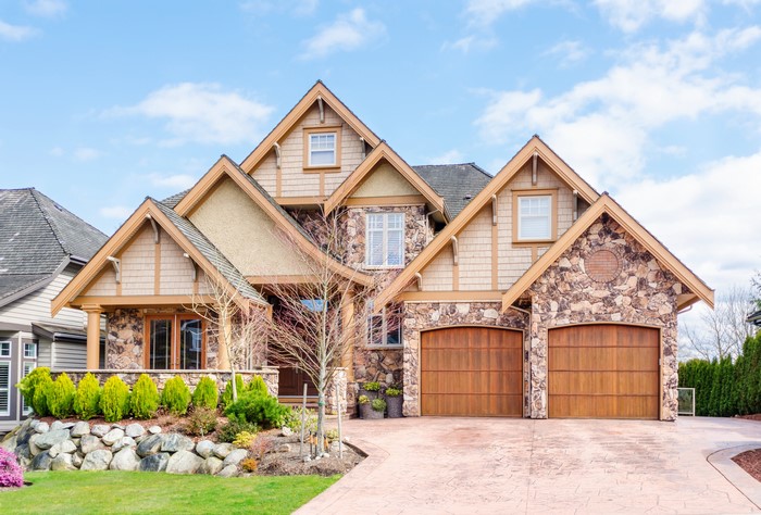 Luxury stone and wood house with double garage