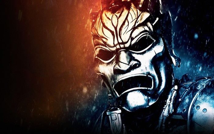 Warrior wearing a mask from 300