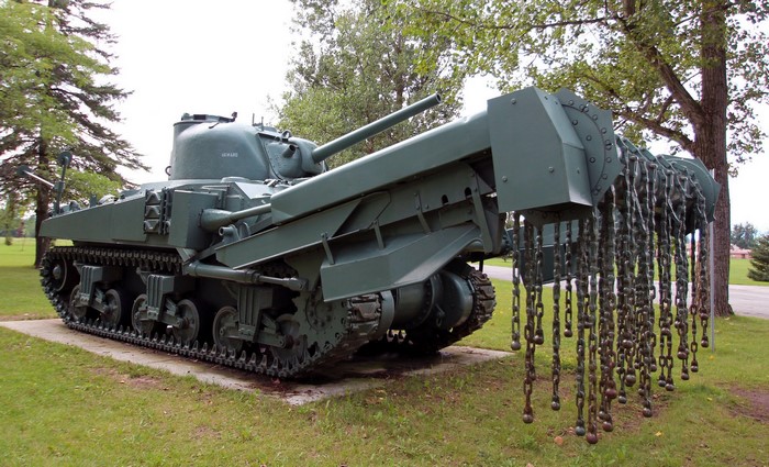 M4 Sherman Crab flail tank