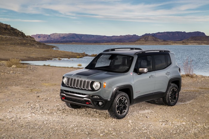 2015 Jeep Renegade Trailhawk by a lake