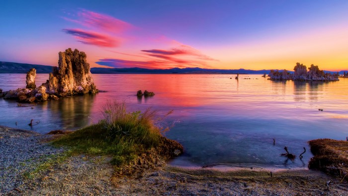 Mono Lake California Sunset with Tufa Towers