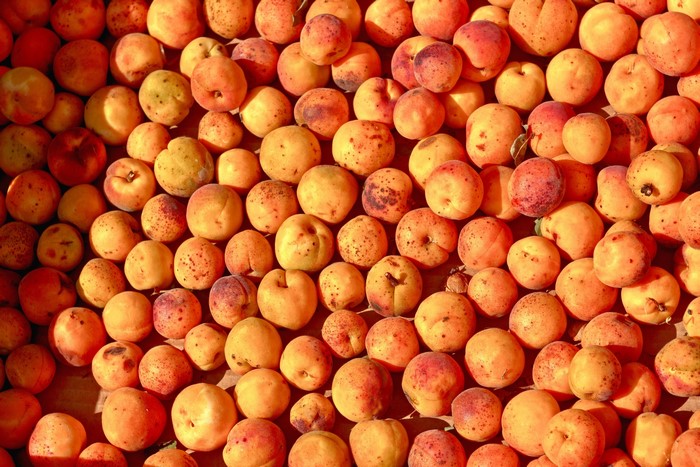 Many Peaches