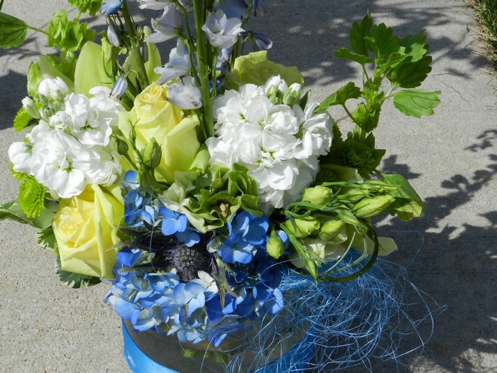 Bouquet of Roses, Eustoma, and Hydrangea