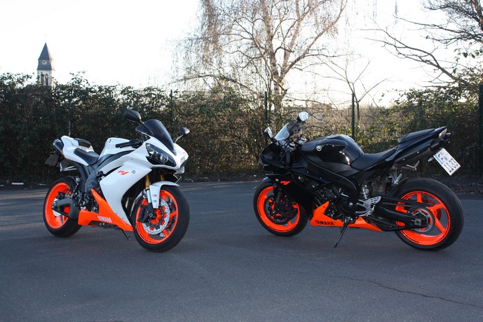 Two Yamaha YZF-R1 Sportbikes