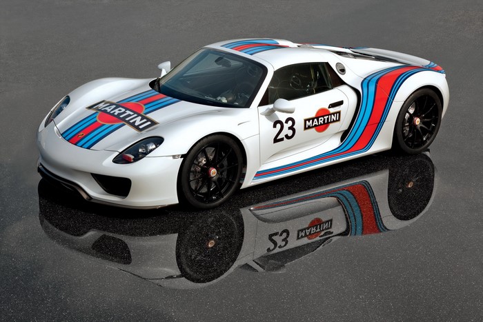 White Porsche 918 Spyder with Martini Racing Livery