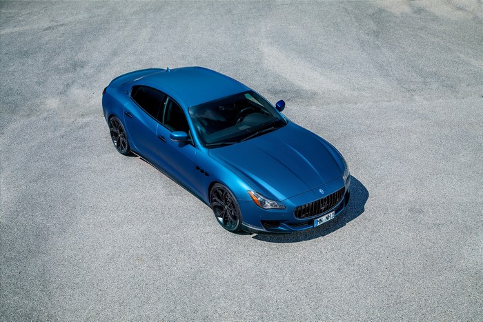 Maserati Quattroporte Novitec in light blue