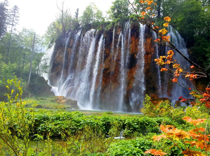 Plitvice Lakes National Park waterfalls in autumn