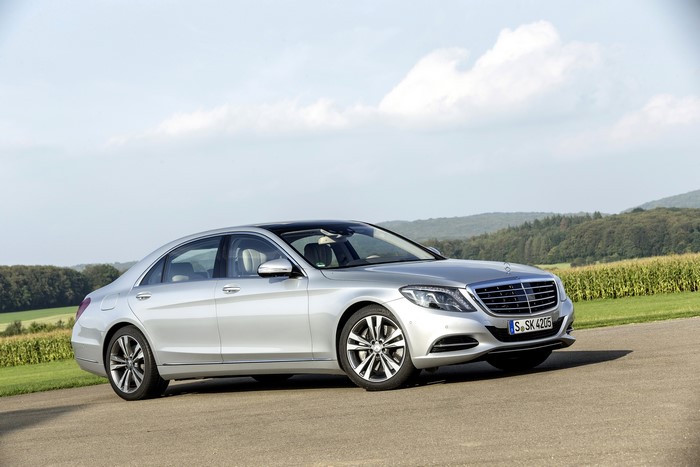 Silver 2014 Mercedes-Benz S550 W222 parked outdoors