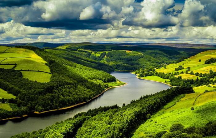 Ladybower Reservoir, United Kingdom Scenery