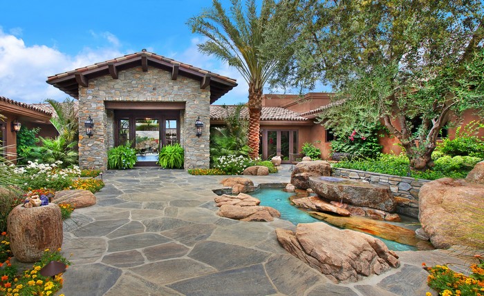 Rancho Mirage House with Fountain and Palm Trees