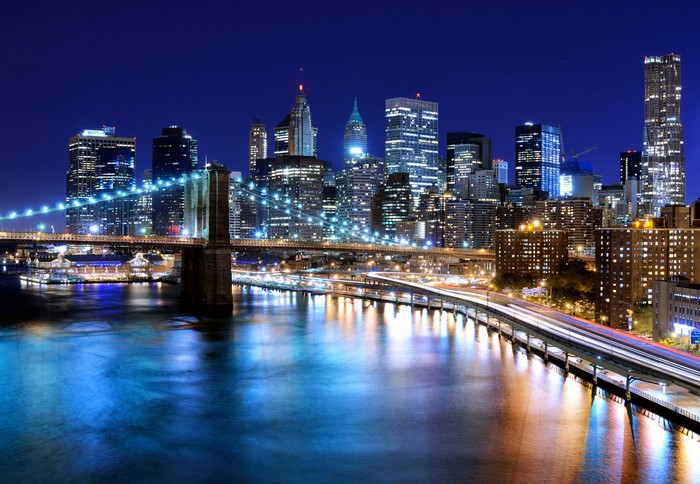 4K New York City Skyline and Brooklyn Bridge at Night