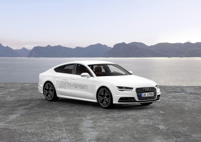 White Audi A7 Sportback h-tron quattro