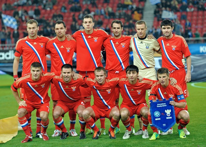 Russia National Football Team posing for a friendly match